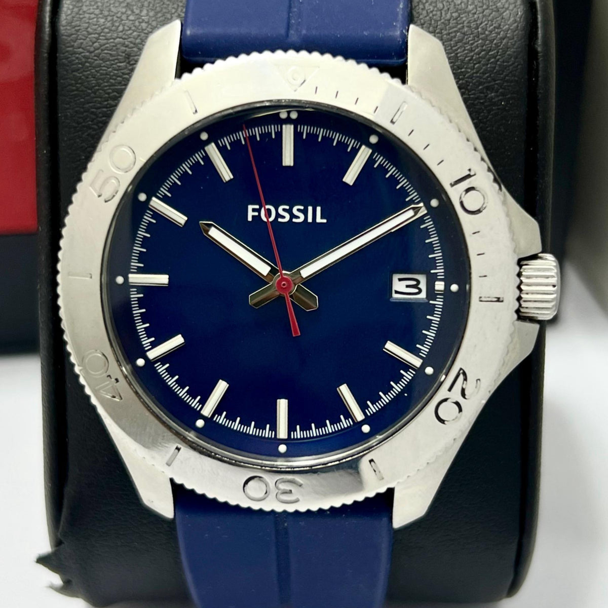 Fossil Retro Traveler